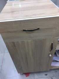 ميز مكتبه • ٧٫٥م • كلش نضيف