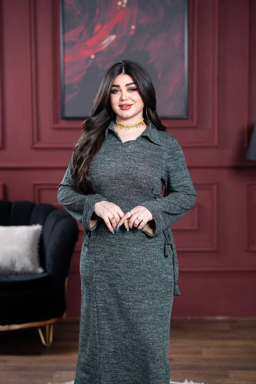 الموووسم الشتائي ويانا غيررر💫🤌🤌 

دراعة برنسيسة فخمة جداً💫💫 

كوالتي عالي جداً 
كل موديل يحتوي على ٣ الوان 
قياسات من لارج الى ٣ اكس
للحجز مراسله الصفحه او واتساب ***********
تتوفر خدمه توصيل كافه المحافظات🌿
