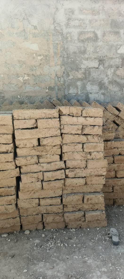 ؤسلام عليكم  عندي 1000 لبن له بيع سعر  350.وبيها مجال عنواني تلعفر  و هاي رقمي ***********
