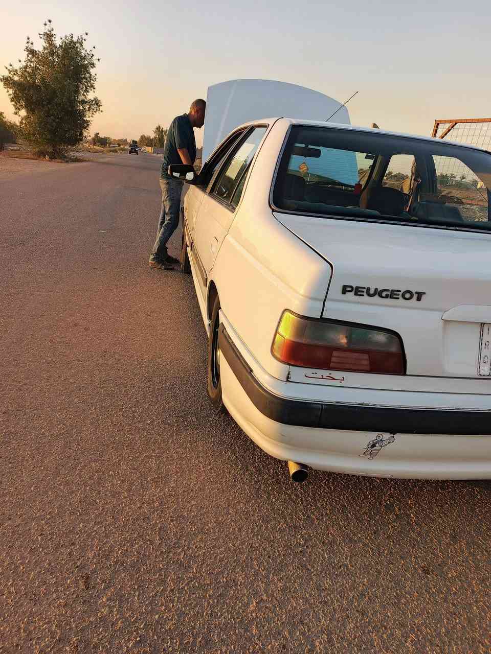 سىلام عليكم بيجو بارص لون ابيض موديل 215 مكفوله كفاله عامه بسمي رقم الجديد الانكليزي المكان بغداد كراده الاسستفار اكثر ***********
