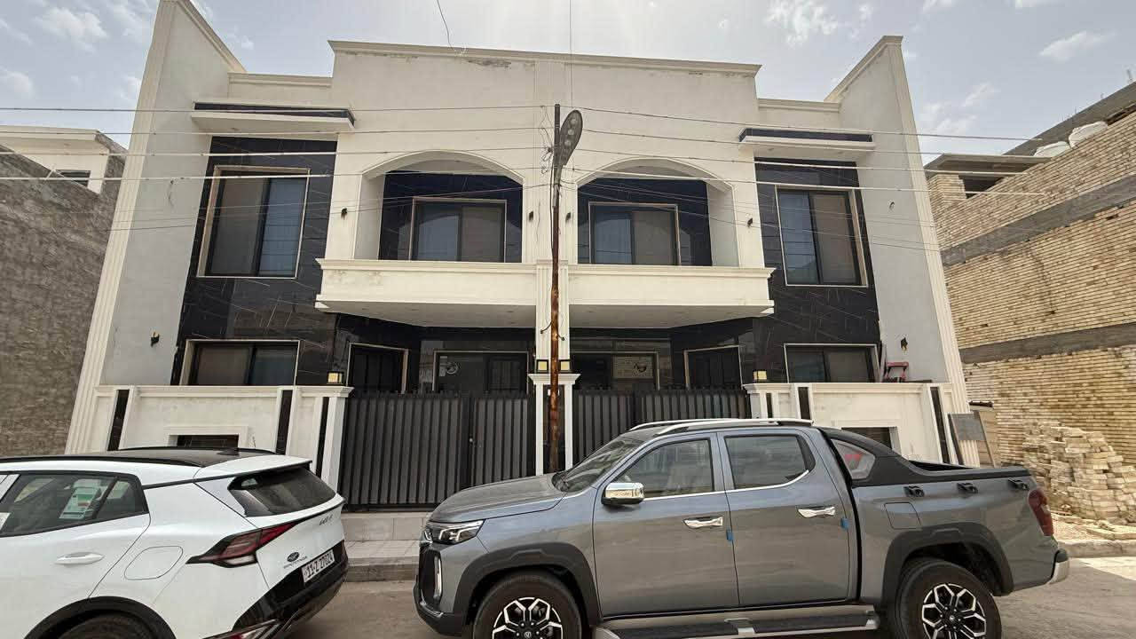 مجمع الضباط • شارع المطار • بيتين ١٠٠م