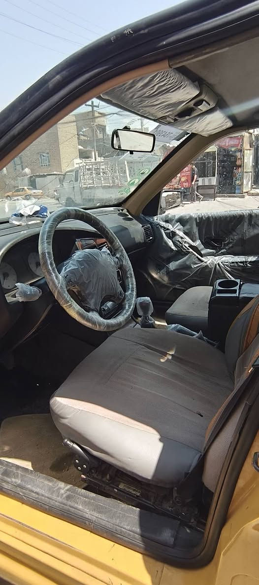 السلام عليكم بيجو بارص للبيع موديل 2016 عليها غرامة مرورية 8 ورقات تنگطع من السعر السيارة جاهزة من مكينة وگير وتبريد وصدر تخم تاير رقم انگليزي شرط تحويل السعر 34 ورقة مكاني بغداد مدينة الصدر ***********

