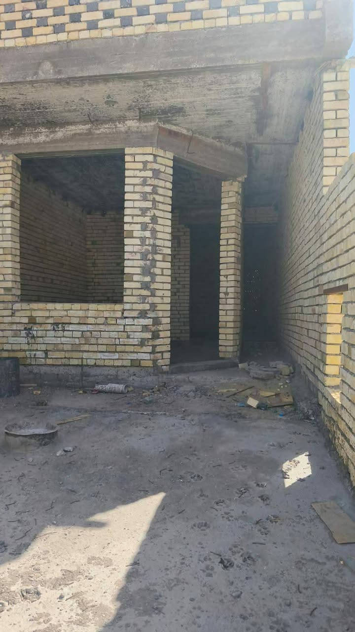هيكل طابوق للبيع مساحه 125 سند 25 منطقة الدوانم مي وكهرباء موجوده السعروبي مجال ***********
