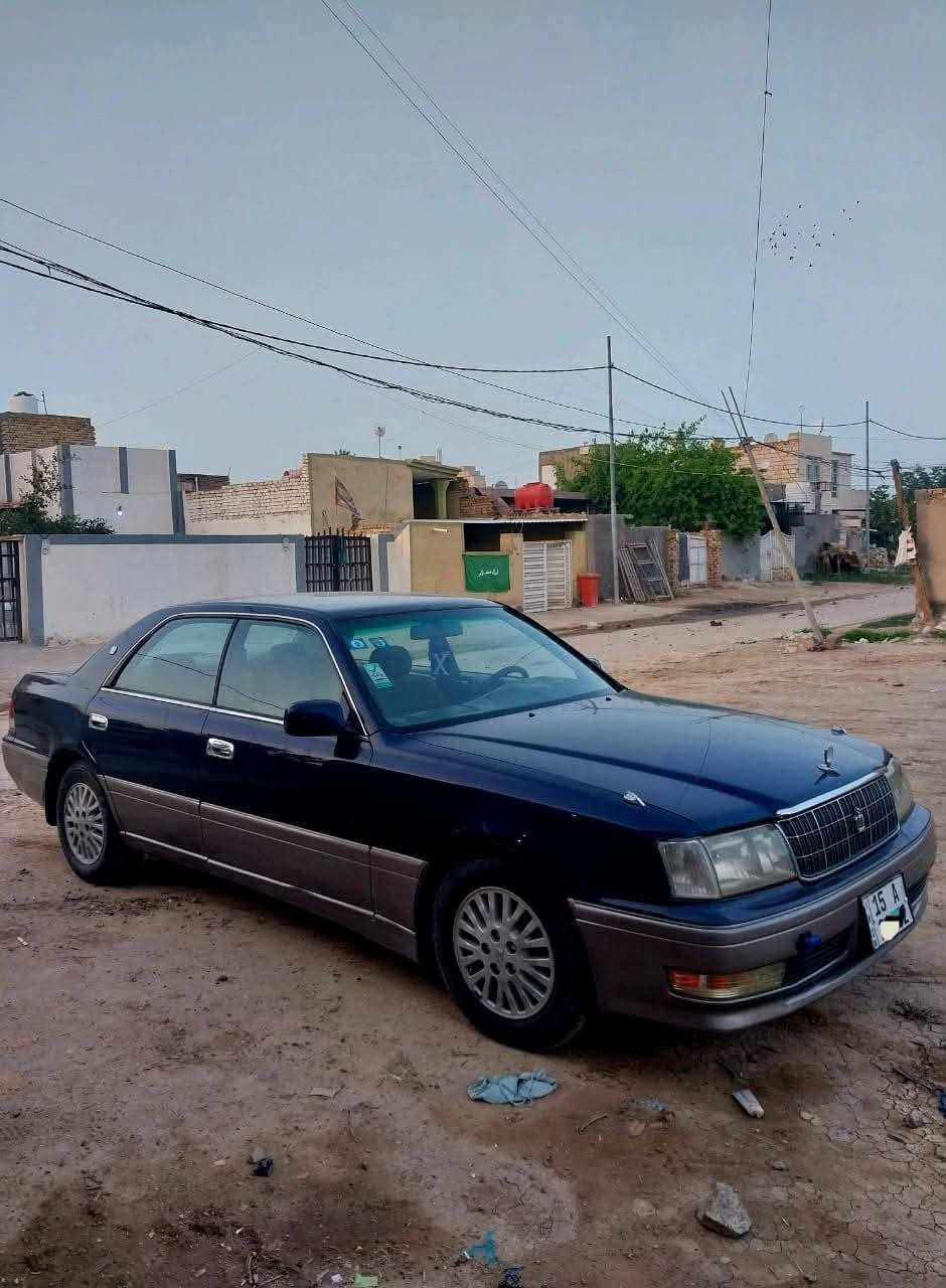 السلام عليكم راس الثور فلات موديل 95 مكينه وكير وحدايه وتبريد ❄️❄️ ثلج شاشه كهربائيات فول لايت زنون اصلي تخم تاير ترايك وين ميعجبك حادثها جاملغ خلفي ومصلح درجه اولى سنويه باسمي تنتهي بل 31سعرها 77وبيها مجال لشراي مكاني بابل الاسكندريه ***********
