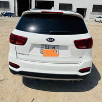 للبيع فقط سورنتو خليجي موديل 20مكفولة من الصبغ والتبديل فول مواصفات با...