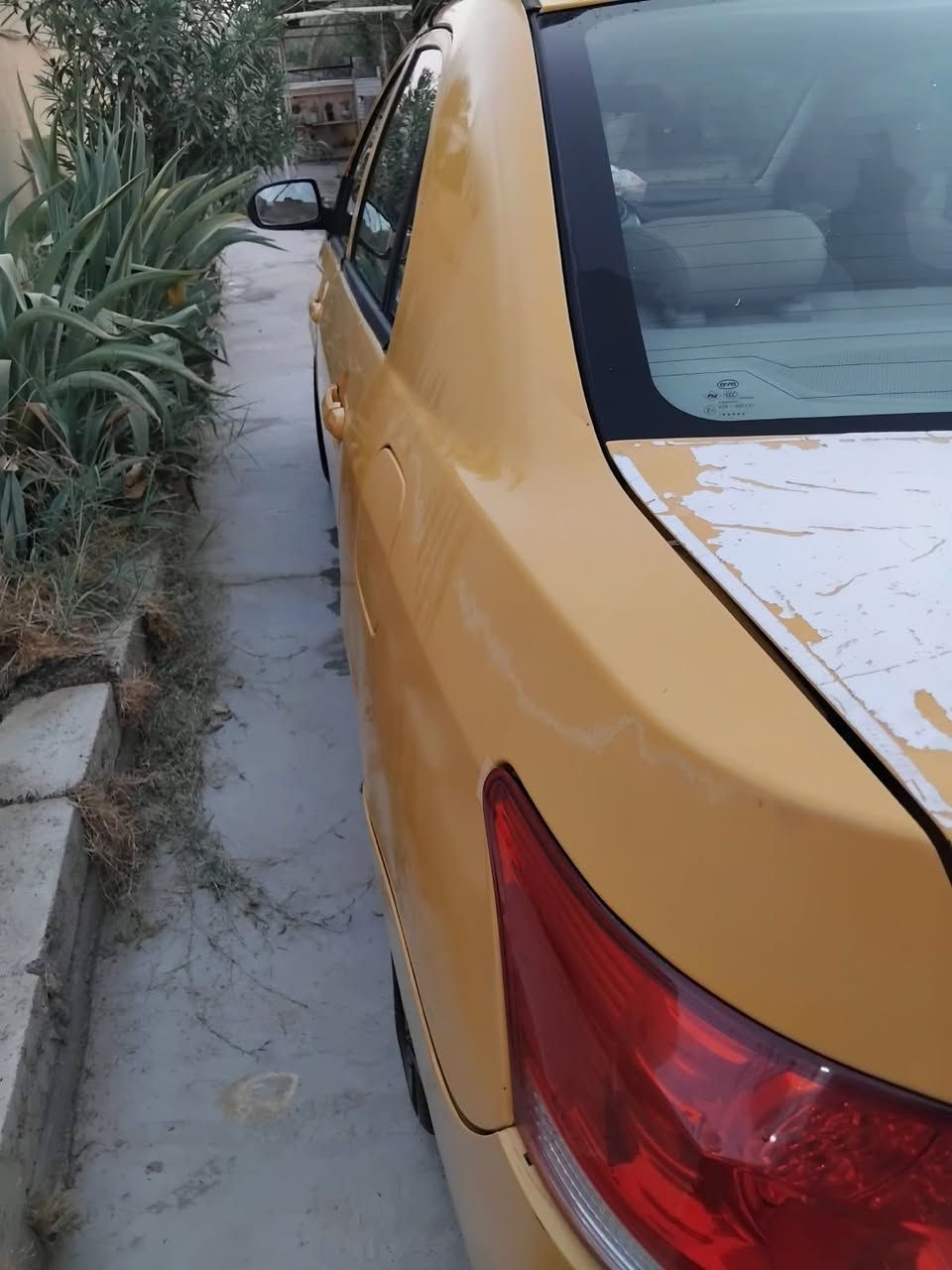 بي واي دي موديل 13مامطلوب حره فقط تحتاج تجديد سنويه تبريد ثلج محرك كير جيد سعر 40 ورقة العنوان جديدة الشط الحويش قرب مطعم سامان لاتصاد*********** او واتساب *********** حجي صادق
