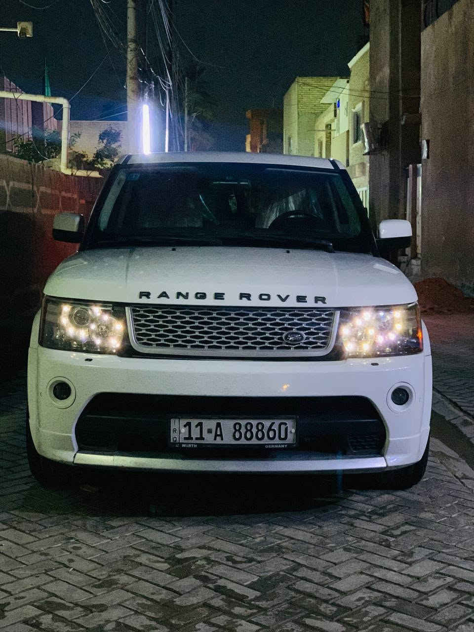 مراوس او بيع ماكو مشكله شعندك مراوس نزل
السلام علیکم
السعر فقط 143 ورقه وبيه مجال
للبيع او المراوس  RANGE ROVER SPORT
السيارة وارد خليجي 
موديل 2011 
محرك V8 تنفس طبيعي المرغوب ✈️✈️ صيانه دوريه البارحه سويتلهه 
رقم بغداد دولي مميز تحويل ثاني يوم شرط
تبريد كامل مكمل فقط قطع نار عن الكمبريسر غير هالشي مابي تخم جوبلس بالجيس صدر جديد
مواصفات HSE 
السيارة فول فول مواصفات 
گير محرك تحويل بشرط رقم سنوية جديد 
سياره جاهزه وحلوه السعر 143 ورقه ومجال مكان السياره بغداد الشعب الشراي يتصل ع الرقم وخادم اني
*********** بي واتساب هم
