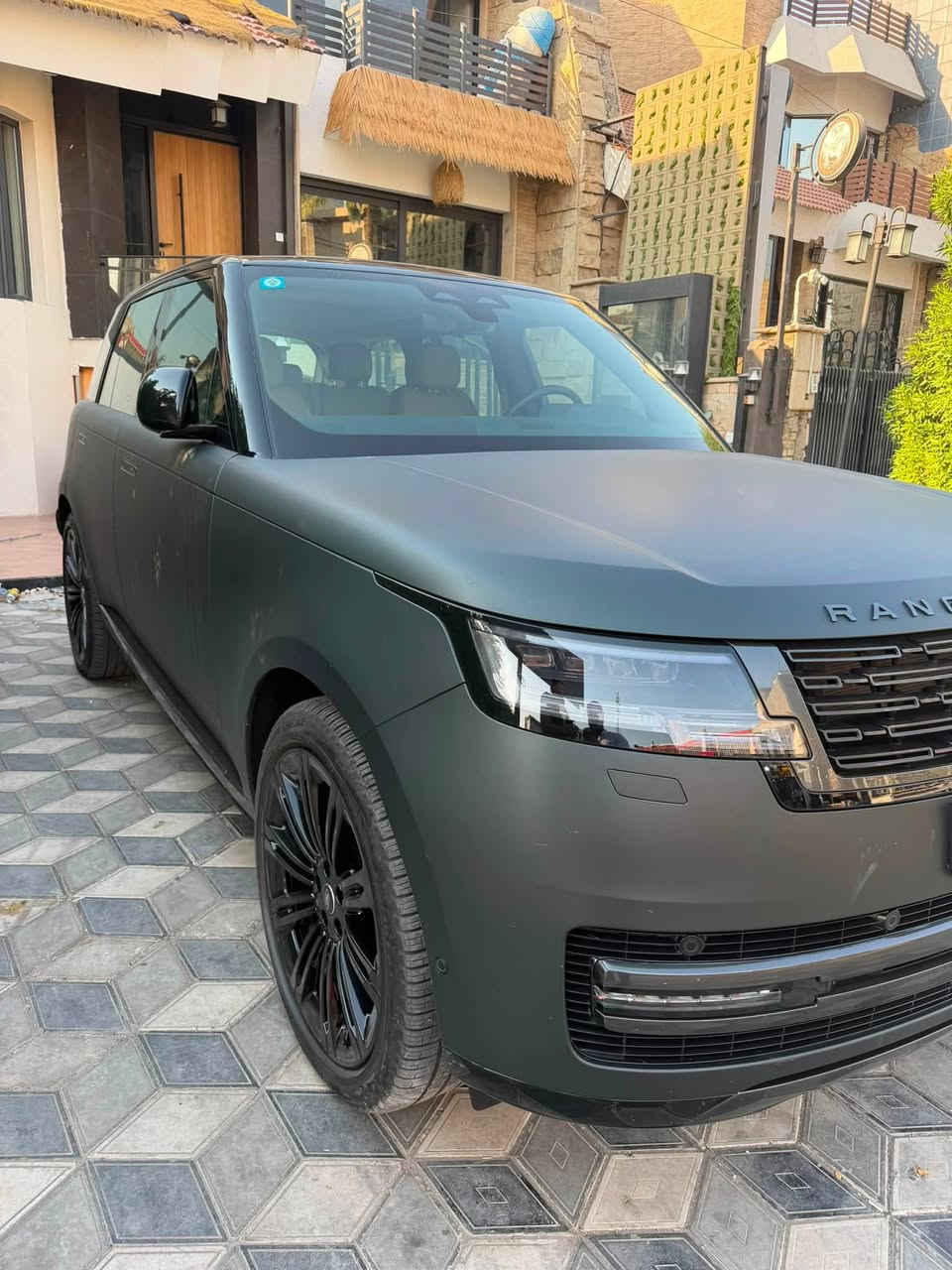 الضمان P360 V6 محرك رقم بغداد جديد
المواصفات فول SE ماشيه 17 الف

كيلو متر سياره على وضع الشركة 

المواصفات معروفه فول 1/1 مكان سياره بغداد 

كفاله عامه لون مميز ومغلفه ppf

موجود الشراي يتصل او واتساب  
الهاتف : ***********
العنوان المنصور الداودي شارع مطعم الساعة
