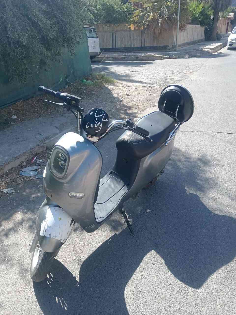 للبيع كلشي شغال فقط يحتاج بريكات
بطاريات شرط الفحص.
السعر 250 الف
عنواني حي سومر
واتساب***********
