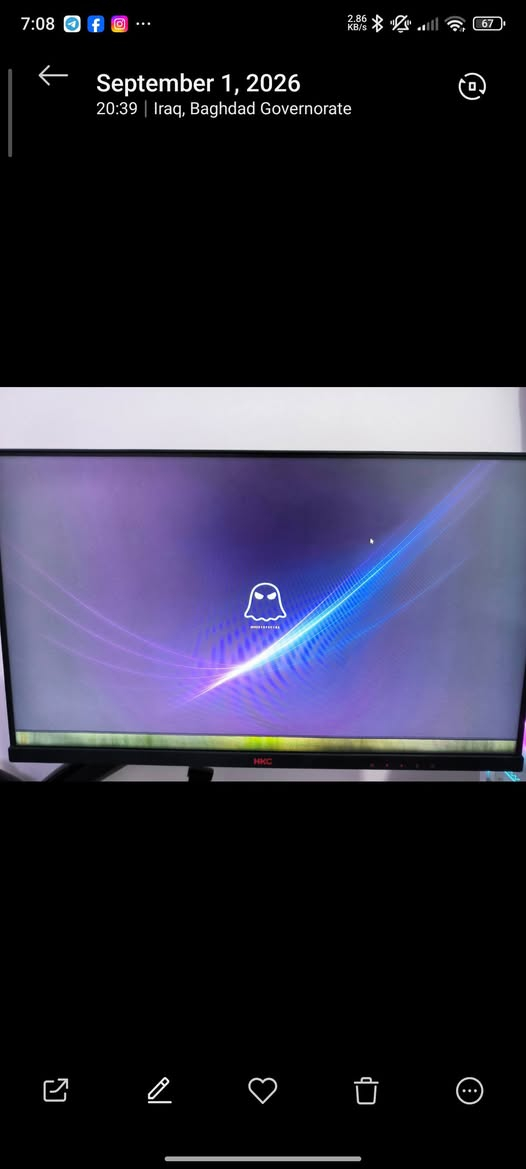 24
165hz
Va
1ms
بيها مشكلة اذا الهرتزية تصعد فوك ال ٦٠ تصير مشاكل بالصورة وخربطة وتطلع الوان 
اما ال ٥٠ هرتز او ٦٠ طبيعية
تكدر تستعملها شاشة ثانوية او تصلحها مااعرف شنو الخلل مالتها ماوديتها لمصلح ابيعها على وضعها
مكاني بغداد الغزالية مامتوفر توصيل تجيني للبيت تفحص على راحتك وتاخذها 
موجود الستاند مالتها بس حاليا مركبها على حامل شاشة 
***********
