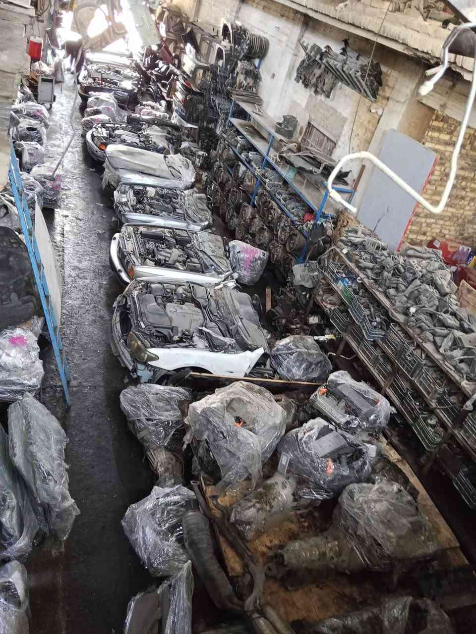 السلام عليكم 
وصول حاويهBMW وارد يابان 
700
500
خفاش 
باخره 
العنوان الحله الحي الصناعي شارع العام شركة المركزي على يوسف 
***********
