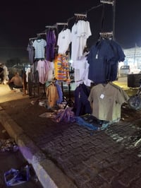 ستاندات • ٢٫٢٠م ارتفاع • ٩ تعاليك
