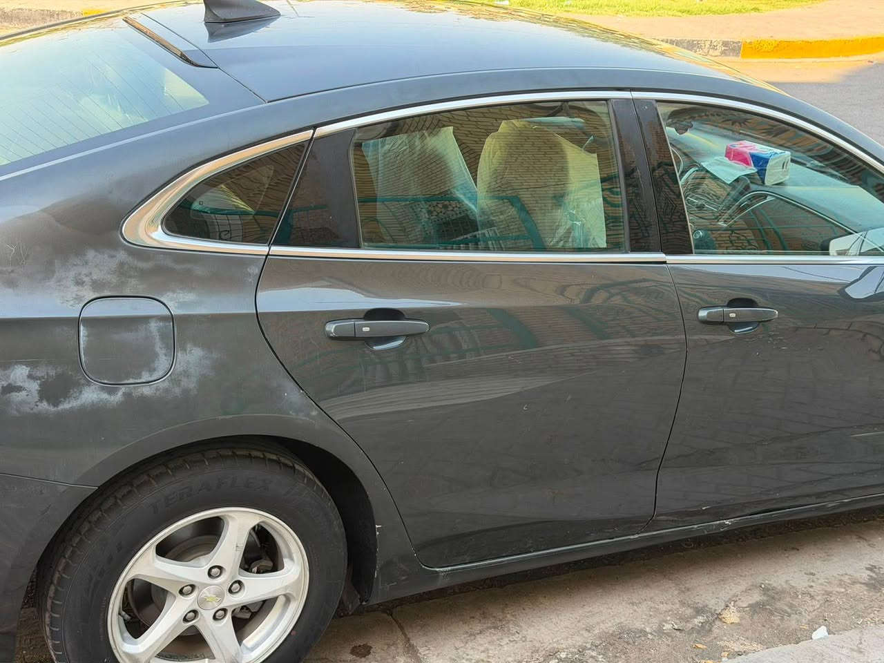 🌟 Chevrolet Malibu  LS 2017  🌟

المواصفات ls  معروفة : 
السياره رقم اربيل
مكان السيارة بغداد 
محرك 1.5 تيربو 
بصمة شاشة كار بلي 
ماشية ١٥٩ الف كيلو متر

السيارة مسويلها ادامة ربع متصرف عليها 
تبريد ثلج 

حادث امريكا بابين مبدل نفس اللون والجاملغ الخلفي

 السعر ٨٥  ورقة وبيه  مجال كلش بسيط

رقم صاحب السيارة  *********** 
اني ناشر فقط بغداد, العراق
