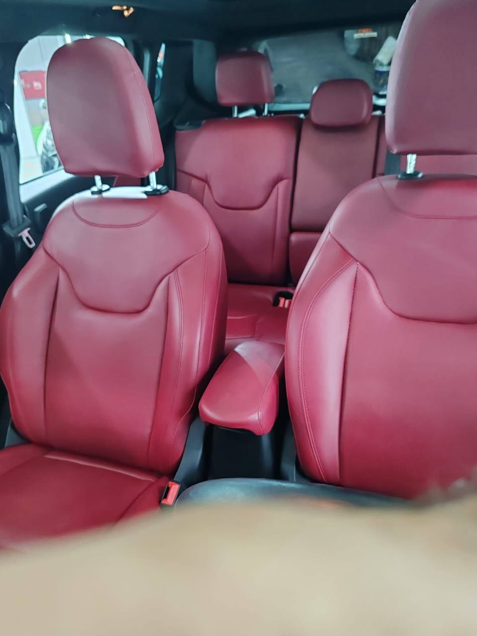 🚙 Jeep Ragled 2022

✅ دەبڵ ئەکسل (4x4)✅ پانۆراما✅ فول فول مواسەفات✅ هەر هەموو ئەو ئۆپشنانەی لە ئۆتۆمبێلی ئەمەریکی هەن، لەم سیارەیەدا هەیە.

🔹 دوو پارچەی گۆڕاوە: جام لەخ و بۆنێت🔹 بێ بیناوگرتن، بێ ئێرباگ🔹 تەنها23000 Mile ڕۆیشتووە🔹 سوری پاک و زۆر خاوێنە

💰 داوا: 175 مەجال

📞 *********** أربيل, العراق
