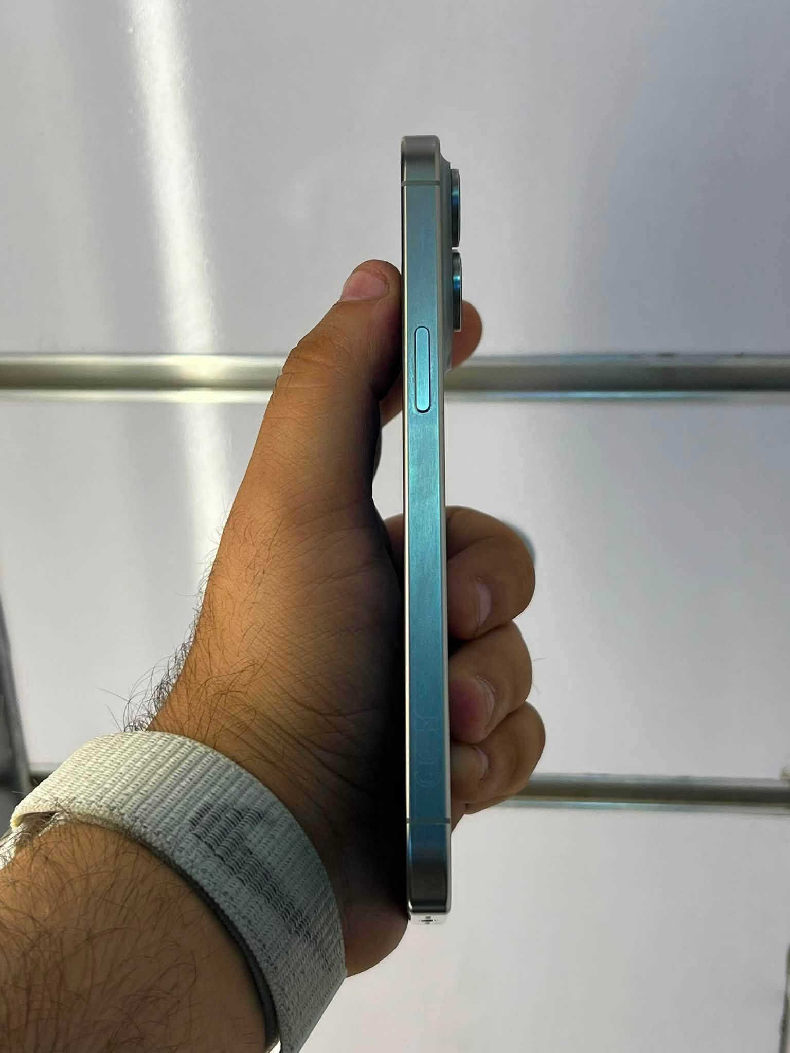 📱✔️iPhone 15 Pro Max Titanium
ايفون 15 برو ماكس  تيتانيوم

ذاكره 256

بطاريه 85

نضافه الجهاز 100‎%‎ 

تك سيم  

موصل / حي السكر 

توصيل ماعندي

 ماداخل اي صيانه وضع شركه اذا ماحبيت تاخذ الاحسن منه

***********
