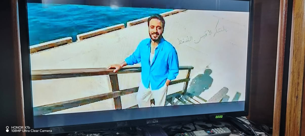 السلام عليكم 
بلازمه للبيع حجم 32 دقه عاليه HDR 
مثل موضح بالصوره استعمال قليل 
العنوان  فلوجه حي الشهداء شارع علي النجيه
ماعندي توصيل استلام من المنزل 
للبيع سعره 85 الف بيها مجال بصيط للشراي  
اهلان وسلان بالجميع ꧁♕꧂ 
الاستفسار موجود واتساب او اتصال رقم الهاتف  ***********
