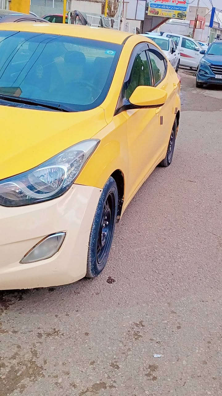 السلام عليكم
للبيع
سياره النترا ٢٠١٣ امريكي
مكفوله ليبل واحد حادث فقط خشم البنيد بدون ايرباك 
السياره باسمي تحويل مباشر مصفره مرور وهيئه
تبريد ثلج تخم تاير 
كير محرك مكفولات 
السعر ٩٣ ورقه
***********
***********
