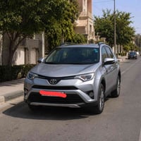 تويوتا راف فور Limited موديل 2018 - المحرك: 2.5 لتر، 4 سلندر - العداد ...