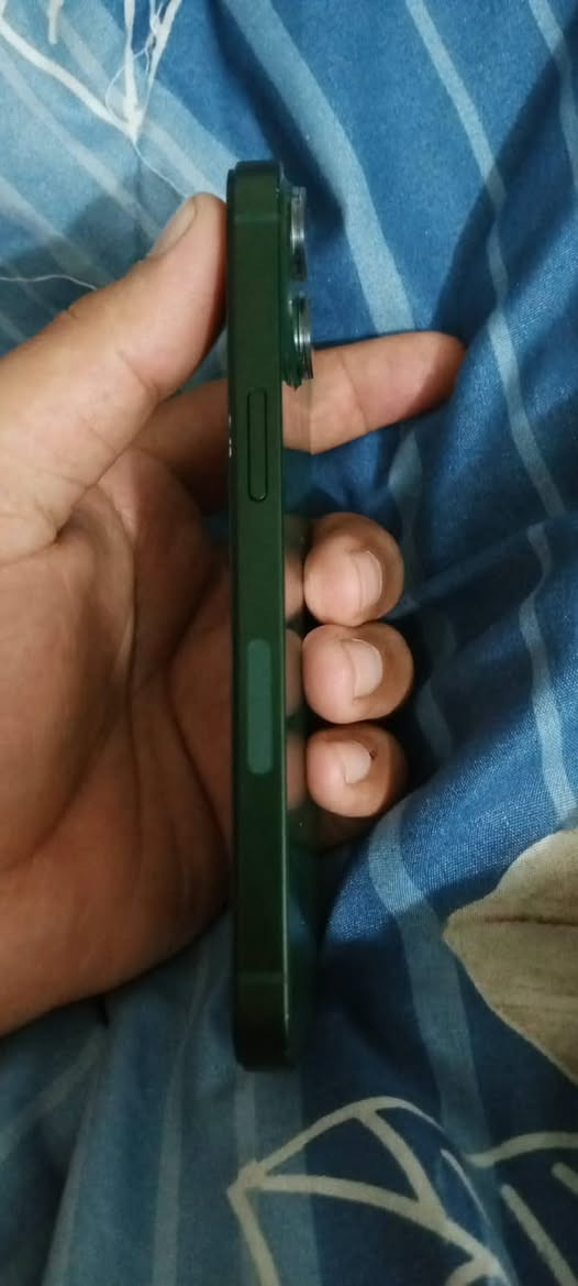 13 عادي ذاكره _128 جهاز نضيف بمعنه لكلمه فاتحه بل ٢٥ بي قطع صليه مراوس اب ١٢ برو ماكس شعدك نزل مكاني بغداد *********** متواجد واتساب

نص مكتوب في الصور:
- ٨:٥٠
- القطع والخدمة
- تجمع Apple سجل تاريخ القطع والخدمة، وهذا السجل يعرض معلومات عن هذا الـ iPhone وحالته وتفاصيل إصلاحه. معرفة المزيد...
- سجل تاريخ الخدمة
- البطارية
- أصلية
- الكاميرا
- الشاشة
- غير معروف
- بصمة الوجه
- مشكلة
- هذا الجهاز iPhone 13 الرقم التسلسلي: CLX42H47HM انتهت صلاحية التغطية انتهت الصلاحية في ١٨ أيار ٢٠٢٦ تشير سجلاتنا إلى أن منتجك لا يدخل في نطاق التغطية بموجب الضمان المحدد من Apple أو بموجب أحد منتجات AppleCare لإصلاحات وخدمة المكونات المادية، وفقًا لتاريخ انتهاء الصلاحية المُقدّر. الإصلاحات والخدمة المدفوعة الدعم عبر الهاتف تعرّف على المزيد عن خيارات الدعم هل تحتاج إلى مساعدة؟ دعم Apple احصل على المساعدة بشأن جميع منتجات Apple الحصول على استخدم تطبيق دعم Apple لجدولة إصلاح أو اتصال أو محادثة مع أحد المستشارين، واستكشاف المشاكل وإصلاحها والمزيد. الحصول على الدعم عبر الويب