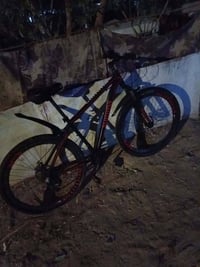 شلونكم شخباركم عندي هاذ بايسكل البيع 75بي مجال اخو جديد هاذ رقمي 07868...