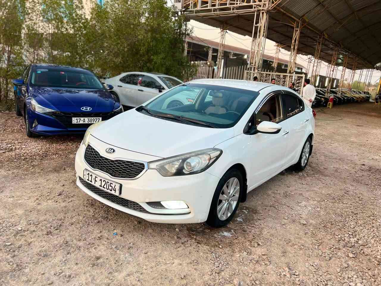 ياالله كيا سيراتو موديل 2016 خليجي 
امرقم حره بغداد بسمي مداور ثاني يوم بسم المشتري 
الضرر جاملغ خلفي بيه بارد الهلال فقط والباقي كفاله 
كير مكينه كفاله شرط ماشيه 150 فقط حقيقي 
السعرب 119 بيع نقدا فقد نقدا نقدا فقط 
اي تفاصيل واتساب ***********
السماوه الرميثه شارع عام معرض احمد ال شمران
