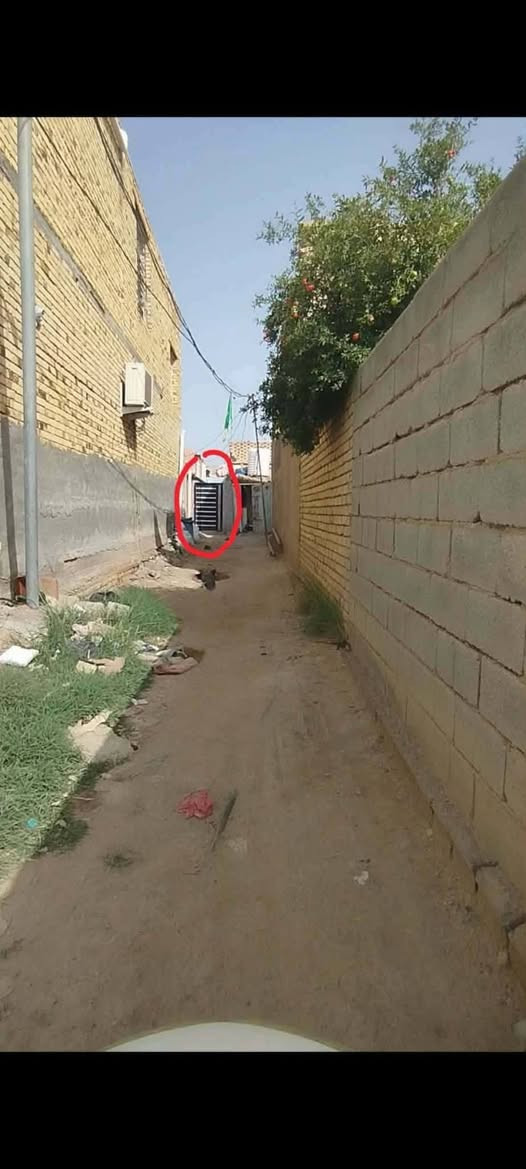 👈🏻👈🏻اعاده نشر بسبب الوعود الكاذبة 

🔴#للبيع (( ب٣٥ مليون وبي مجال للشراي  ))
خلف مدرسه الحبيب المصطفى 

((بيت زراعيي ))
مشمول بالتطويب 
∆∆∆∆∆∆∆∆∆∆∆∆∆∆∆∆∆∆∆∆∆∆∆∆
الحولي خلف حي الشرطه 
١٠٠ متر / عكاده طابوك
اتجاه اسواق فستقه وتنزل للزراعي 
🔴داخل دربونه 🔴
🔴وجه الدربونه ع الشارع الرئيسي 
∆∆∆∆∆∆∆∆∆∆∆∆∆∆∆∆∆∆∆∆∆∆∆∆
~ استقبال 
~ غرفه
~ وصاله
~ ومطبخ
~ صحياات
∆∆∆∆∆∆∆∆∆∆∆∆∆∆∆∆∆∆∆∆∆∆∆∆

للتواصل 
***********
