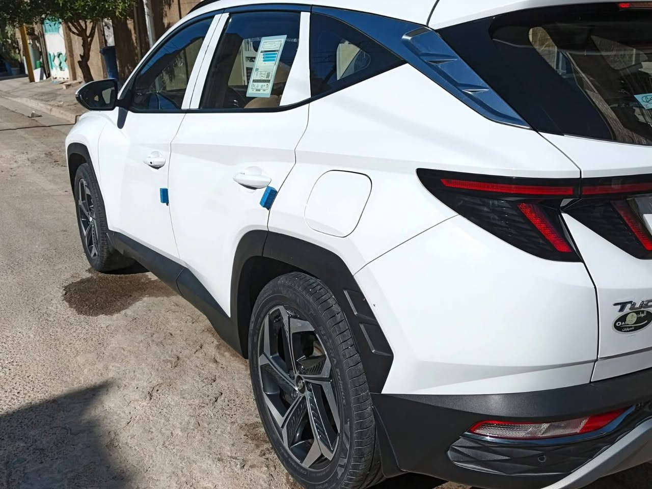 للبيع توسان موديل ٢٤ خليجي ماشيه ٣٣ الف فول مواصفات بانوراما رقم بغداد باسمي مكفوله من الصبغ والتبديل مكان بغداد الكرخ تلسعر ٢٢٠ ورقه مع مجال قليل واي استفسار واتساب ***********
