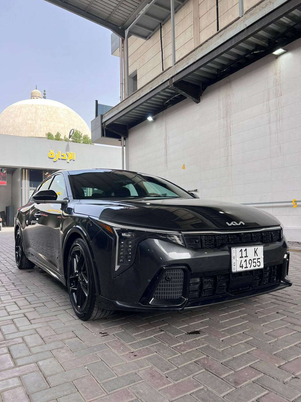 السلام عليكم
للبيع او المراوس
K4 GT LINE TURBO  1.6  MODEL 25 
رقم بغداد 
فول موصفات للأخير 1/1
ماشيه 23 الف كيلو قابل للزياده
حادثها بنيد وچاملغ ايمن 
البنيد والدعاميه مبدلات والچاملغ الأيمن مصبوغ
ايرباگ ستيرن فقط
الداخل جلد لونين
نشره ضوئيه دشبول و الباب
سقف بانوراما
تبريد قطعتين خلفي
تبريد كشنات وتدفئه كشنات وضعيات خزن ميموري عدد2
5 كاميرات
رادارات أمامي 4 خلفي 2
حساسات 6 أمامي
حساسات 6 خلفي
سماعات هارمن كارديون
الارضيه مالتها تفصال شركه elegant mat
والارضيات البلاديه موجودات 
مشدود بيها ويل اسود حجم 16 جدد قبل شهر شديتهن
و وياها ويل كب بلادي يجي بيها حجم 18 تايرات كومهو
السياره جاهزه من كل النواحي متحتاج اي شي شغل واطلع حتى الدهن البيها وكاله ماشي بي اقل من 1000
وبعد مواصفاتها معروفه 
التصليح مالتها هنا بالعراق على ايدينا صلحناها لا شغل الامارات التلزيگ ولا عمان
السعر 195 $ وبيها مجال جدآ بسيط
العنوان
بغداد الشعب شارع عدن
***********
