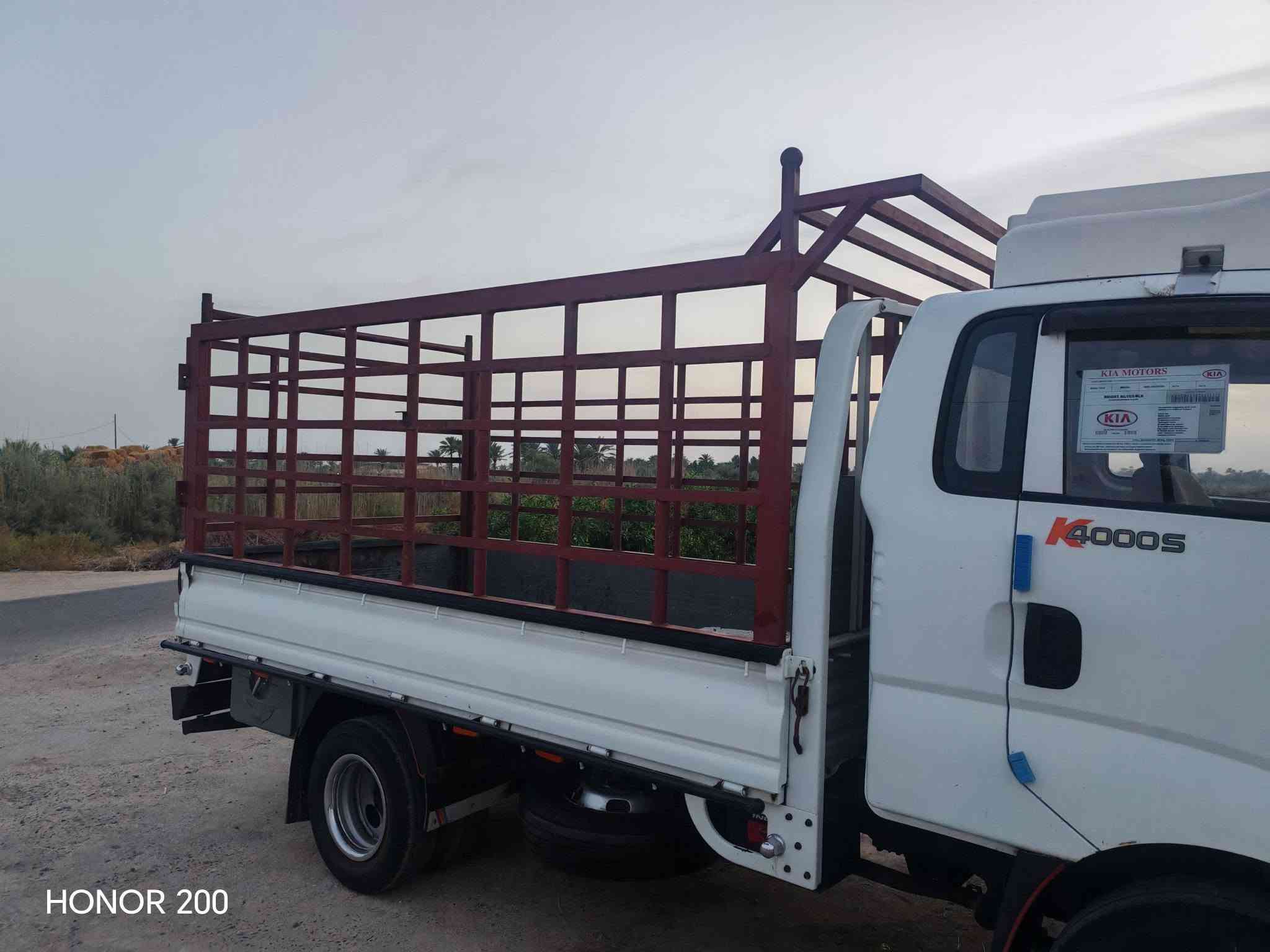 فحل موديل 2014 
محرك كير اكسن كفاله 
تحويره لاسه ستد تخم تواير محجر تفصال تانكي ستيل هواي اضافات بي جاهز ورقم بابل وبسمي سنويه مجدده  سعر 125مكان بابل رقمي ***********

نص مكتوب في الصور:
- HONOR 200