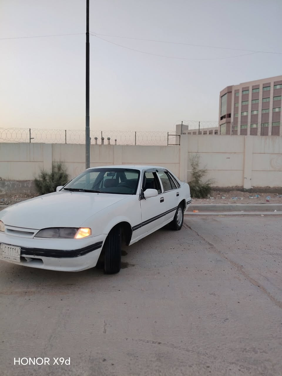 كيرو مكينه بالشيس
موديل 94 سنويه لل 28

تحويل ثاني يوم باترو سلف وتخم تاير جد ودوشه مال الشركه جديده سعر السياره 27 وبيها مجال حك الجيه بكار السياره حله شارع 80 الرقم والاستفسار***********

