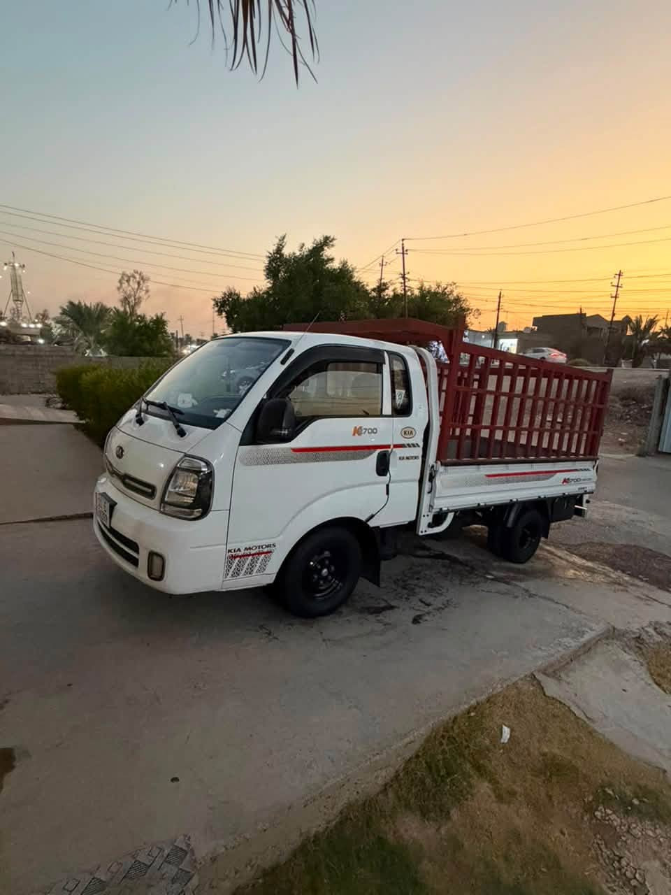 سلام عليكم كية حمل للبيع موديل 2021 السعر 135 ورقة العنوان بغداد الرقم ***********

