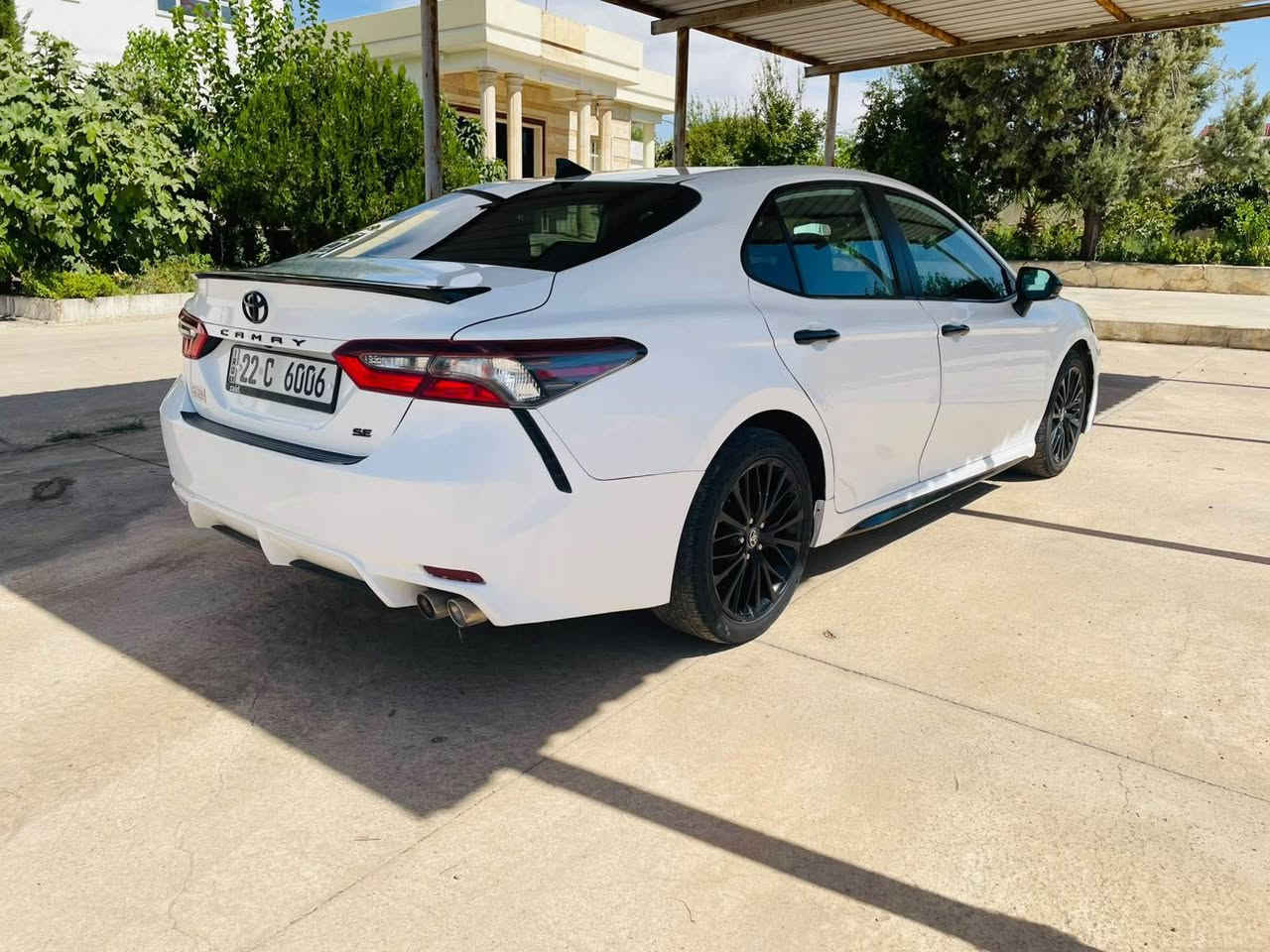 كامري CAMRY SE 2022 
يجي الويل كاب +يدات اسود ، مرأة ألاشاره والتنته اسود بلادي الضرر ربع جاملغ صبغ بدون ايرباك بدون دواخل الباب الخلفي صفحة السكن 
صبغ عراقي .

السعر / 198
رقم الشاصي / 4T1G11AK8NU043837
رقم الهاتف /*********** دهوك, العراق
