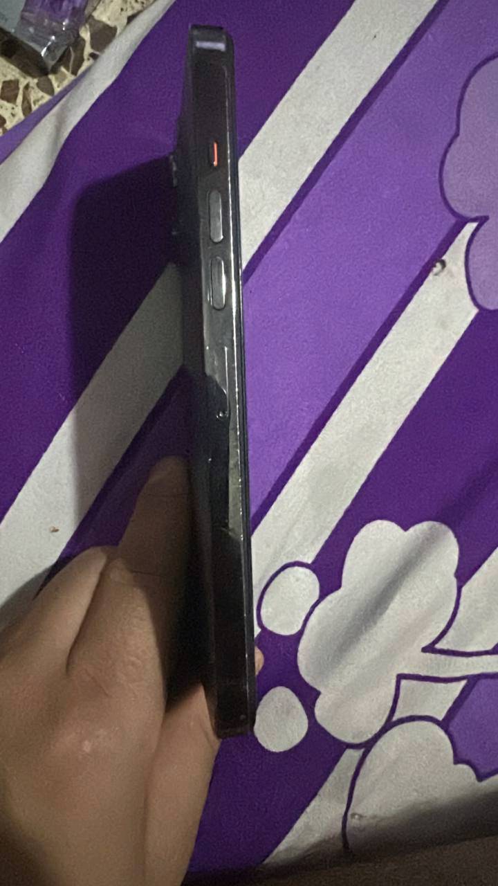 📱 للبيع: آيفون 13 برو ماگس ( iPhone 13 Pro)
​الذاكرة: 256 جيجابايت
​نسبة البطارية: 83%
​الحالة: الجهاز شغال وتمام، مبدل شاشة تفصيخ أصلية..
​السعر: 590 ألف دينار (وبيه مجال قليل 
مكان بغداد
تواصل:خاص او واتساب ***********