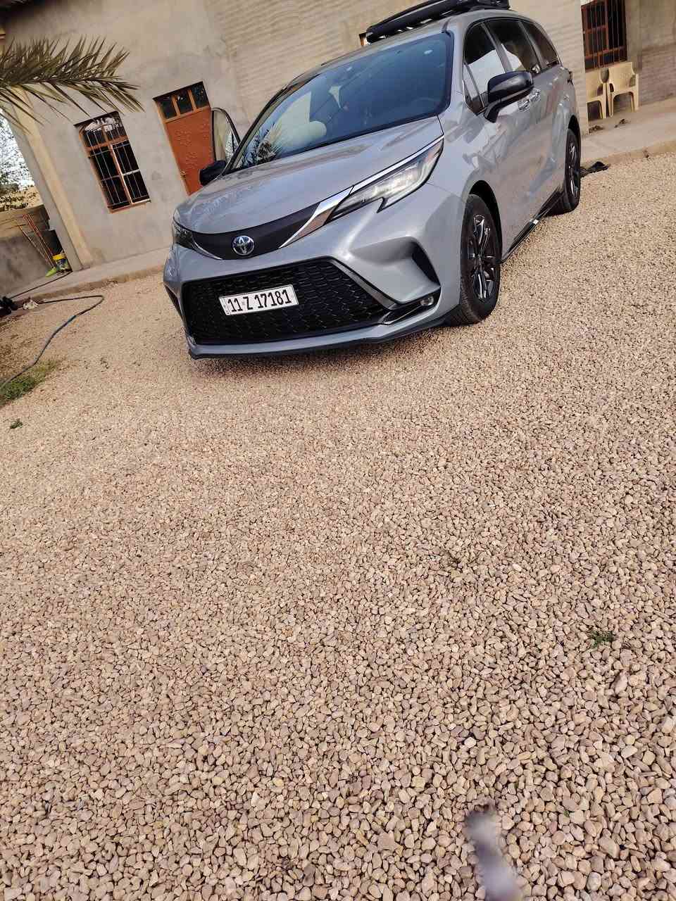 السلام عليكم سينا للبيع موديل  2023 لون سمنتي
الضرر ماله بس رأس البنيد 
مواصفات xse معروف المواصفات 
ماشيه 130 ميل 
 التواصل عل الرقم ***********
السعر 310 وبيه مجال شويه 
السياره للبيع فقط
