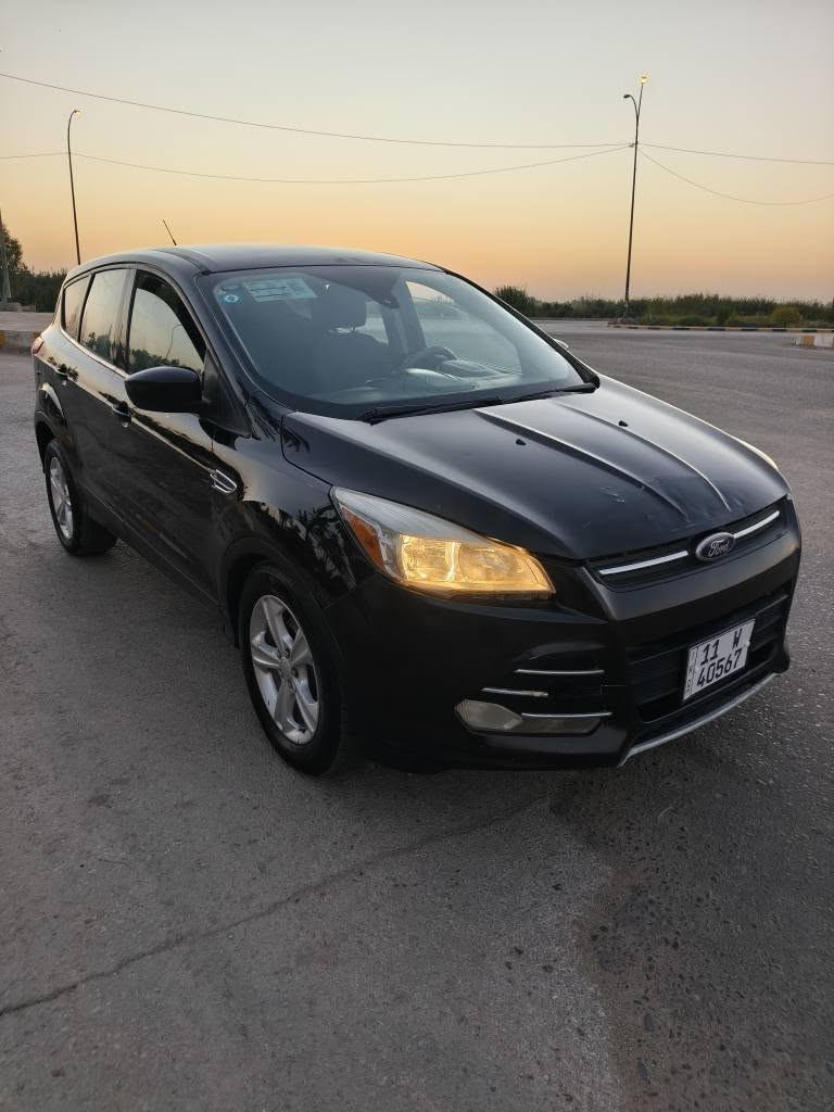 فورد سكيب وارد امريكي صبغ قطعتين  رقم بغداد انگليزي سنوية ل 28 موديل 2013 محرك 1600 تيربو جاهزة گير محرك تبريد حدادية كهربائيات مكانها حلة بيع او مراوس للاتصال *********** حلة, بابل
