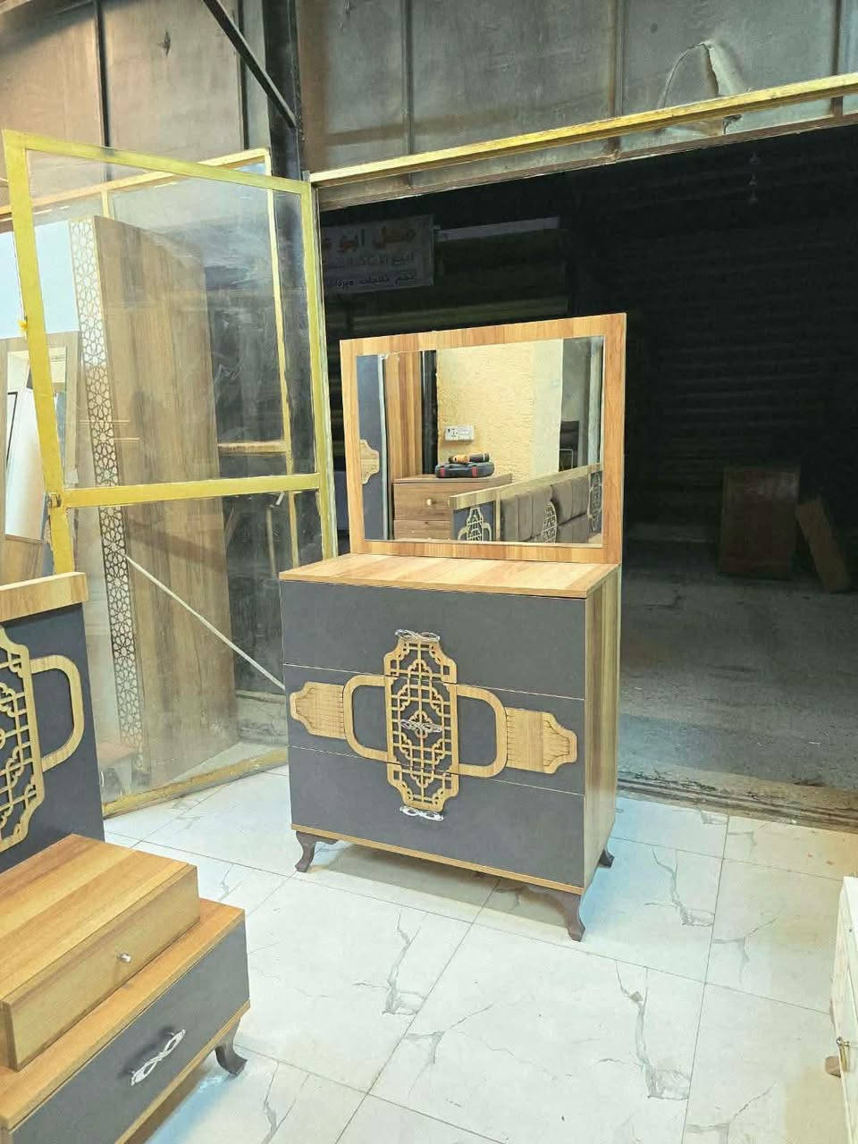 للبيع الاستفسار مراسلة ***********. سعر 450
