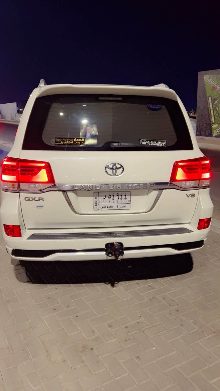 🚘 للبيع Toyota Land Cruiser GXR 2016
الموديل: 2016
الفئة: GXR
الممشى: 160,000 كم
السيارة كلين تايتل
السيارة نظيفة وجاهزة 
السيارة صار شهر محولها رقم جديد سنوية جديدة باسمي
💰 السعر: 45,500$
قابل للتفاوض بالمعقول .

📍 الموقع: البصرة
الرقم للأستفسار ***********
