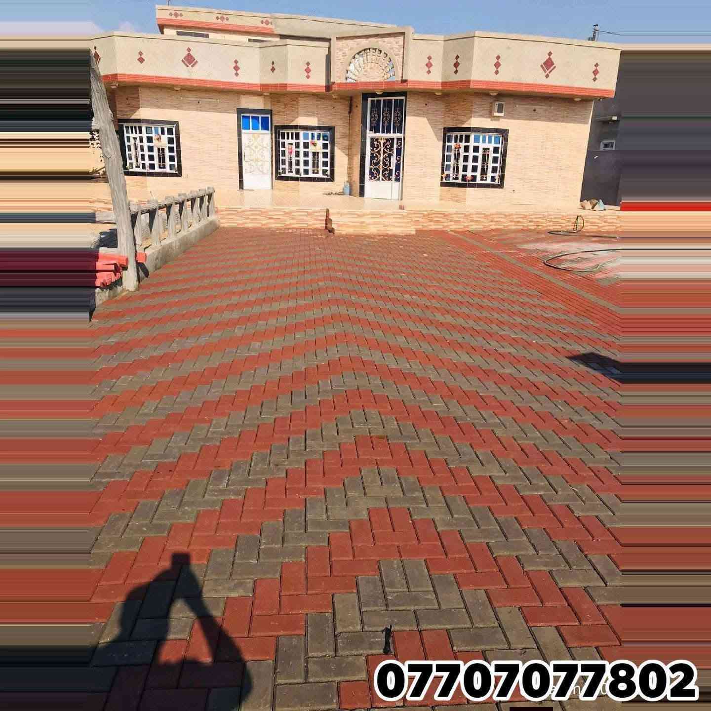 يوجد كادر مقرنص مزارع حدائق شوارع
شغل درجه اولئ 
الكادر متاوجد 24ساعه 
هاتف ***********

نص مكتوب في الصور:
- ***********
- متاوجد كادر مقرنص ***********