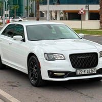 كرايسلر 300 • ٢٠٢١ • محرك V6 3.6