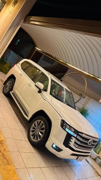 لاندكروز GX.R • ٢٠٢٢ • فور ويل