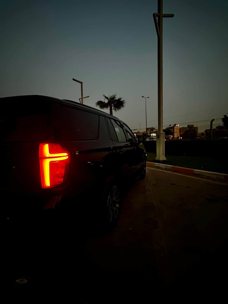 � للبيع تاهو 2023 Z71 🔥
🔥 الموديل: 2023
🔥 الفئة: Z71
🔥 الممشى: 84 ألف كم

🔥 المواصفات:
🔥 كشنات جلد
🔥 كشنات كهرباء + تدفئة
🔥 جنطة خلفية كهربائية
🔥 كاميرا خلفية
🔥 شاشة أصلية
🔥 دفع رباعي 4×4
🔥 كير أوتوماتيك 10 سرعات
🔥 محرك V8

🔥 الحادث: دعامية أمامية فقط
🔥مكان سيارة 🟣بغداد غزاليه 🟣

🔥 رقم بغداد باسمي
🔥 التحويل ثاني يوم

🔥 الفحص بأي مكان
🔥 السعر: الشراي يتصل ويدلل 
***********
