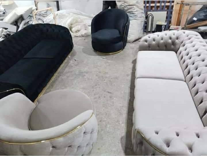 ادمن وافق بدون زحمة عليك
مجالس عربية انواع الموديلات كما موضح بالصور واتخم قنفات أيضاً انواع الموديلات المنشأ تركي وتوصيل لكافة المحافظات جملة فقط للاستفسار التواصل مع صاحب المنشور ***********
***********

