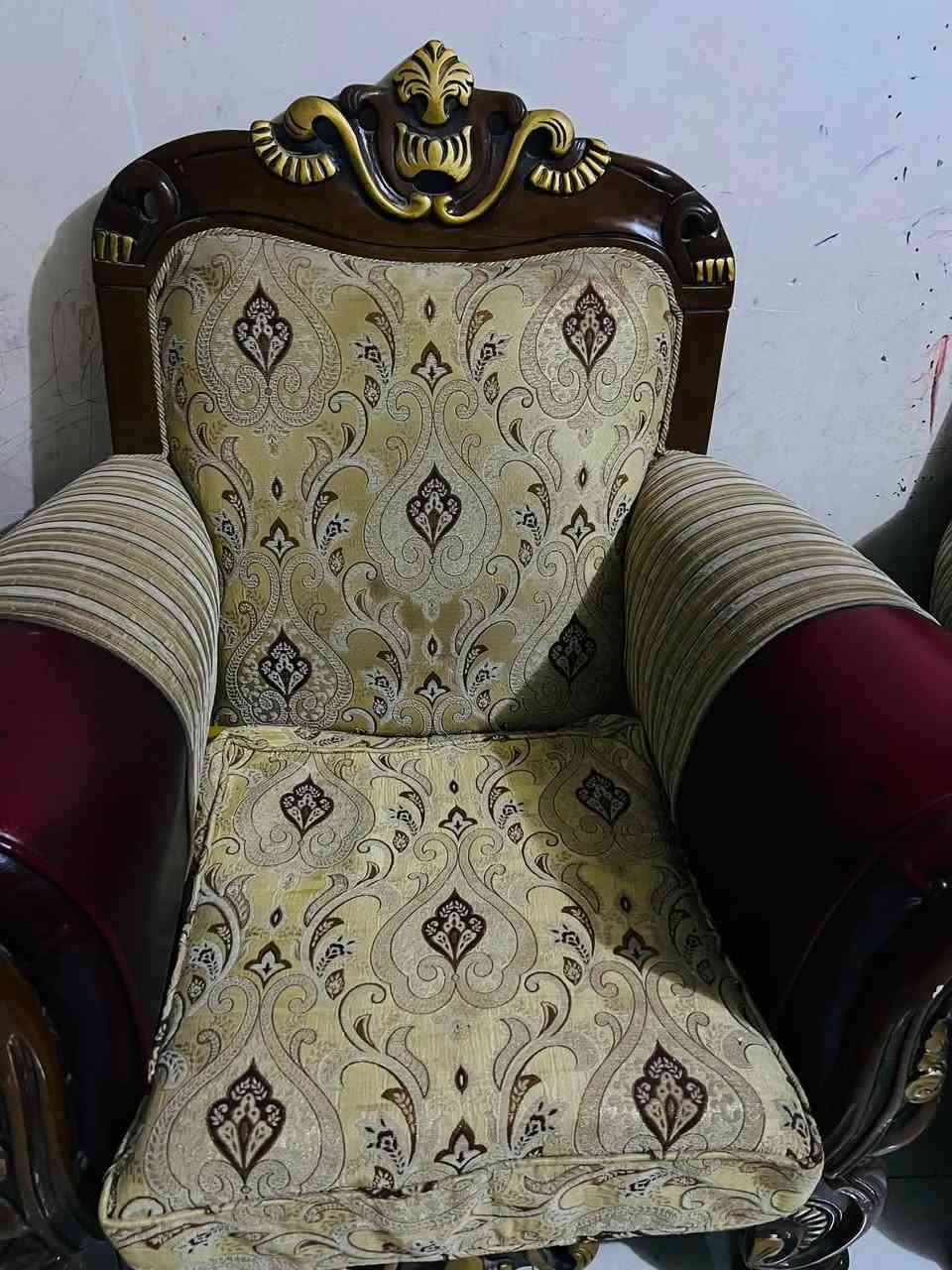 السلام عليكم
تخم مستعمل اخو الجديد 6مقاعد  تخمين اكبار و4كراسي 

الاستفسار على الرقم او واتساب

***********
