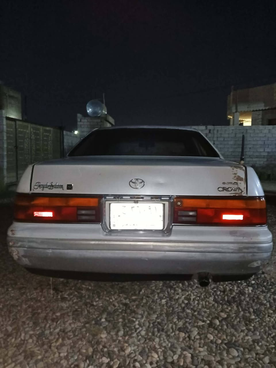 السلام عليكم سياره بطه نضيفه رقم نينوى سنويه ل 27 الماني شرط التحويل محرك ثنين ونص 2500 كير ومحرك شرط موديل 95 كمبريسر تبريد عاطل مراوس بسيارة حديث انطي ورقتين بالشهر
مكان السياره الشرقاط الخضرانيه 
*********** 
***********

السعر 58$
