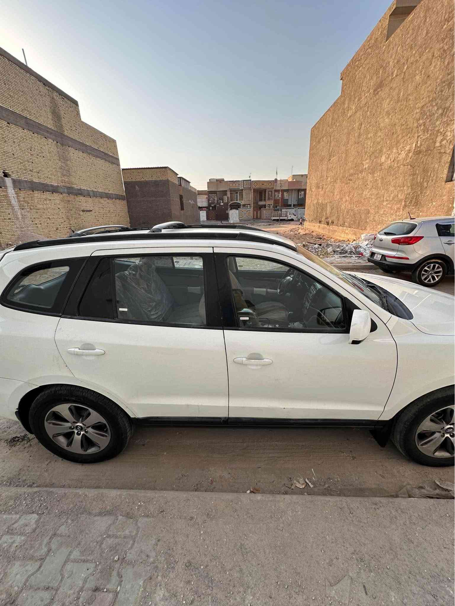 سلام عليكم سنتافي موديل 2008 رقم بابل مشروع وطني 
6V سلندر 
السياره جاهزه مكينه كير حداديه تبريد جاهزه مابيها اي نقص السعر 92 وبيها مجال للشراي مكاني كربلاء 
غير متواجد على الخاص 
*********** Singapore
