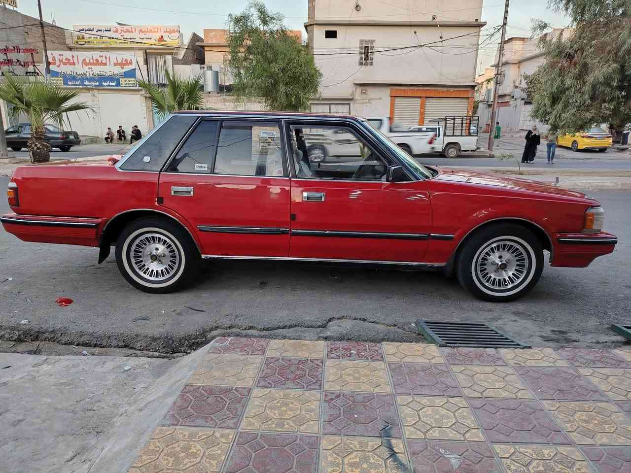 سوبر موديل ٨٥ رقم نينوى شرط التحويل محرك اصلي كير توماتيك طخم أمامي و خلفي كهربائيات وطخم تايرات كل شرط صبغ عام جمالية بدون دواخل السعر ٤٢ورقة المكان موصل الايمن
***********
***********
