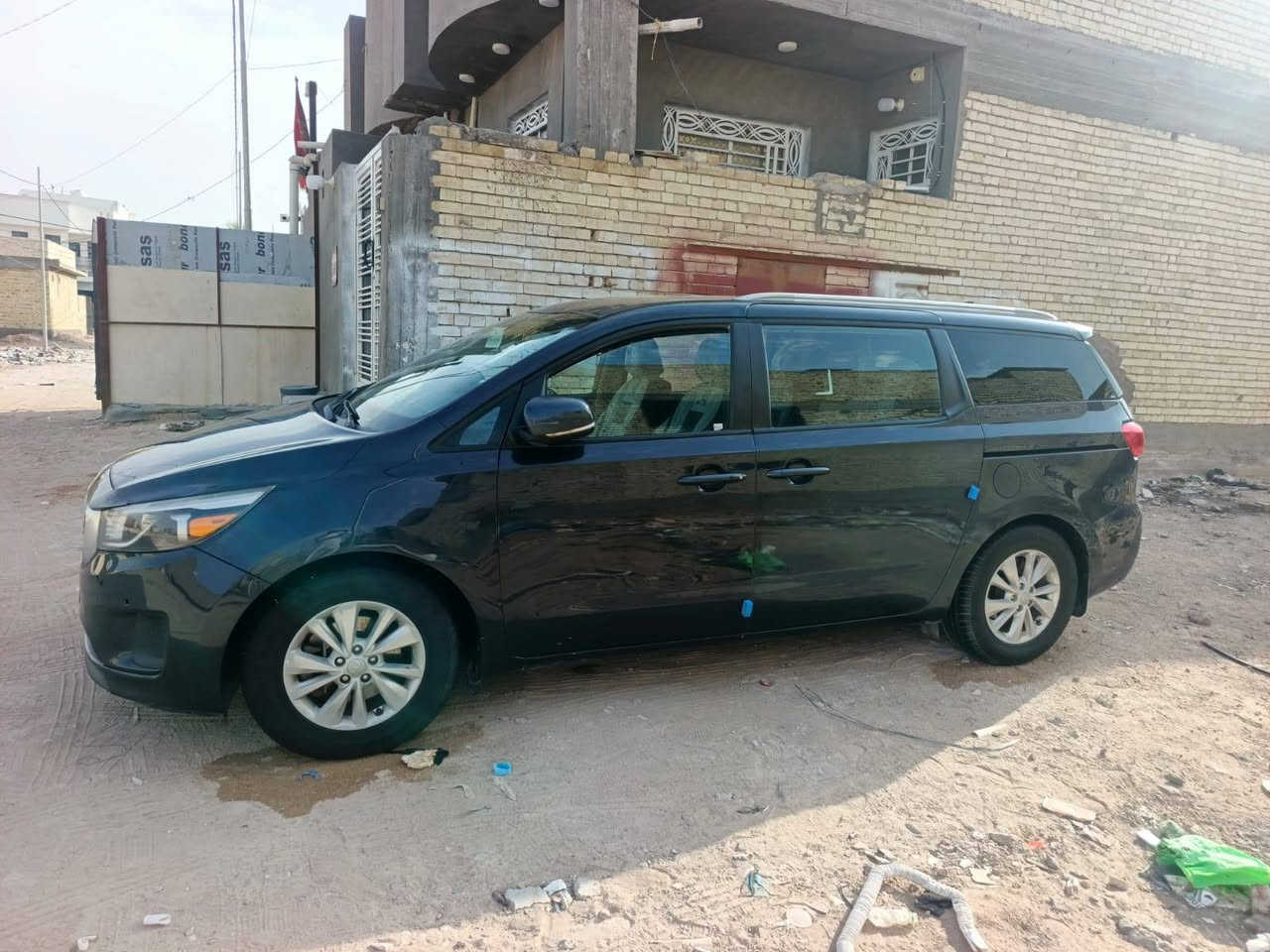 سيدونا موديل 2017  مكفوله من كلشي فقط باب سلايت مبدل اصلي  في امريكا
وارد امريكي   محرك  كير  تبريد. مكفول. على الشرط 
حداديه تخم تاير.   جديد  

السعر 165. وبي مجال  للشراي 
المكان. دوانيه   الشنافيه 
للتفاصيل اكثر 
اتصال  ***********
