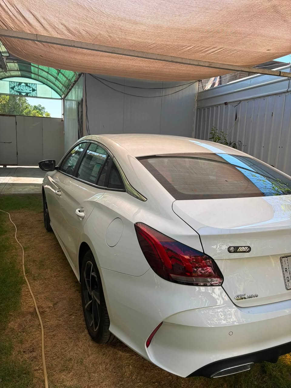 Mg gt 2024
سياره فول  مواصفات
اعلى فئه لاكجري 

تحكم ستيرن 

مري شفط 

اشاير بالمري 

تبريد قطعتين 

فتحه سقف 

شفتات ستيرن 

كامره 360درجه 

مثبت سرعه 

محرك 1.5 تيربو 4سلندر 

173حصان

الگير أوتوماتيك 7 سرعات DCT

السياره ماشيه ألف فقط 

تسارع قوي 

مقاعد جلد 

مقعد السائق كهربائي 

شاشه ١٠ انج

أندرويد اوتو وكاربلاي

6سماعات 

تحذير الخروج عن المسار 

مراقبه النقطه العمياء 

تحذير التصادم الأمامي 

السياره خير من الله ما ناقصها اي شي على وضع الوكاله سنويه باسمي 

مكان السياره بغداد 
التواصل ***********
