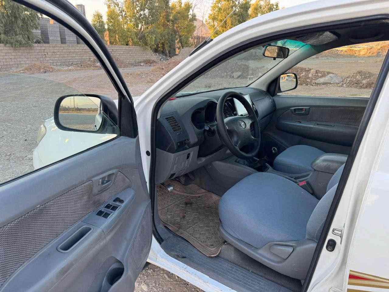 مه رزييه موديل ٢٠١٠ فلاحى پارچه ره ش له سه ر ساغى
سه نه وى تازه يه تاكو ٢٠٣١ هه موگيانى به شه رته
مه كينه ى كراوه ته وه ٣٣٠ هه زار رويشتووه 
بودى بيلاده يه ك په له ى بچوكى بوياغه
سةودا ناكةم تةنها بو فروشتن ئةگةر مشتةرى نى سةرمان مةهيشينه

شوين چوارقورنة      نرخى ١٣٨$ 
***********     ***********
***********     *********** رانية, السليمانية
