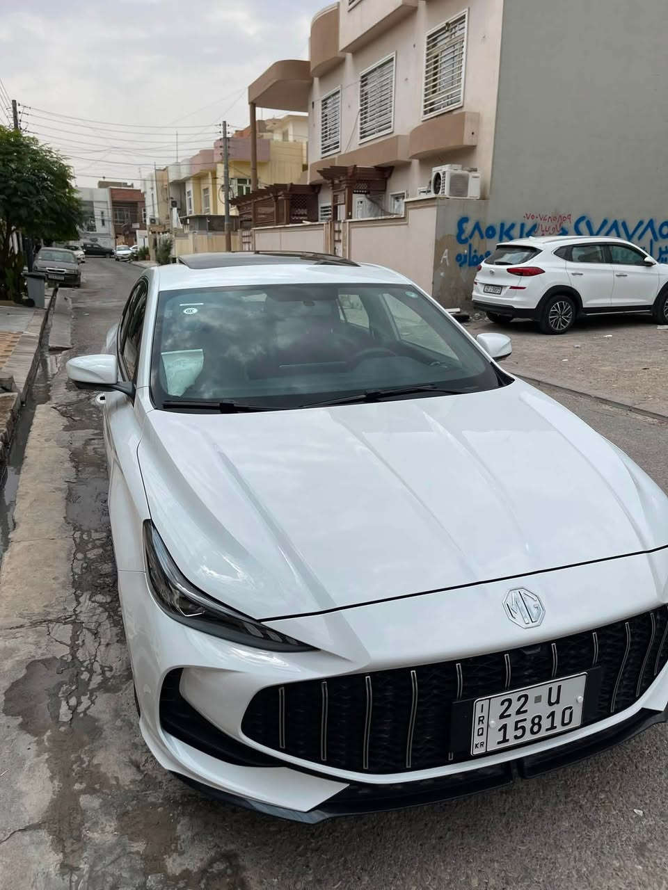 ئێمجی بۆفرۆشتن ٢٠٢٥ فول مواسەفاته هیجی نیە***********نرخی١٢٥وەرەقە ٩هەزار رۆیە
